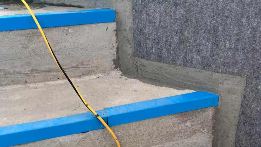 Blue Laminated Profile And Geotextile (On Wall)